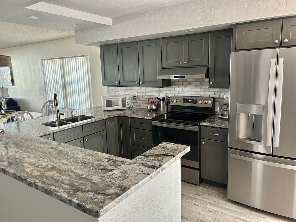 Shorewalk Vacation Villas 25/45