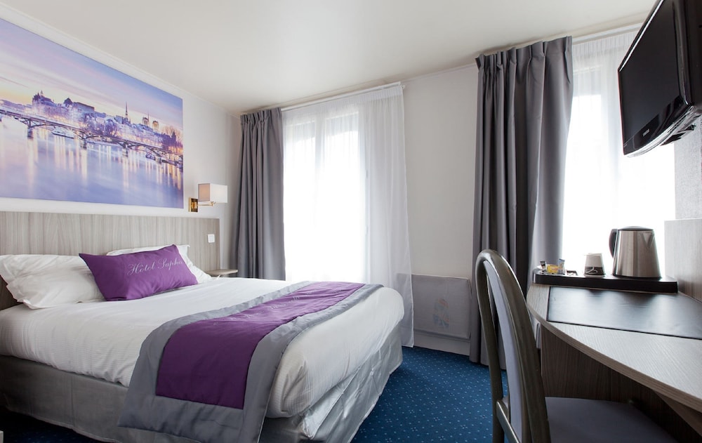 Hotel Saphir Grenelle 8/50