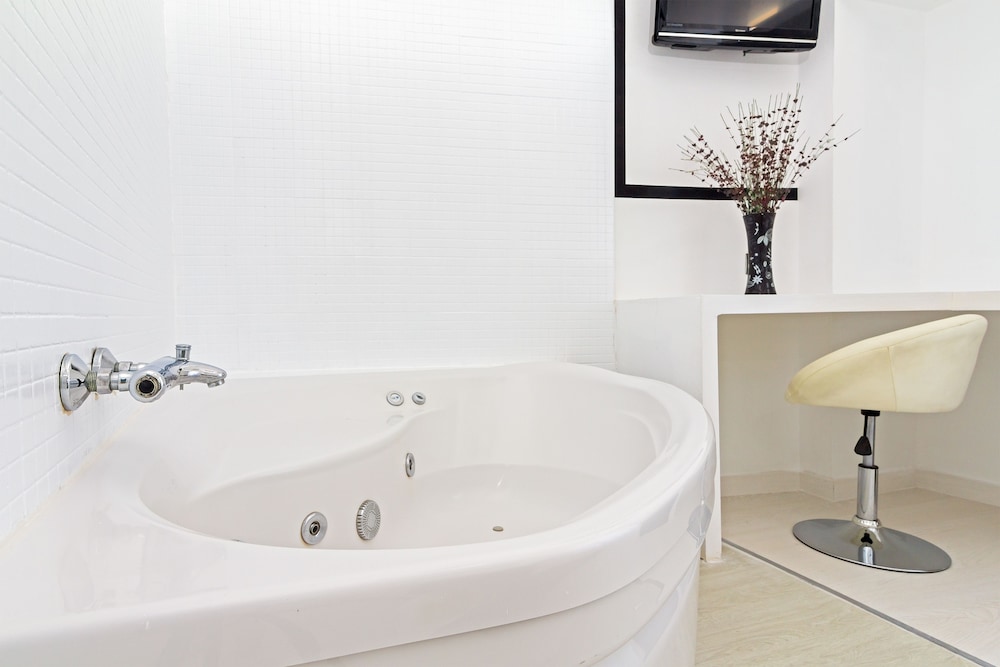 Hostal Gran Via 63 Rooms 25/28