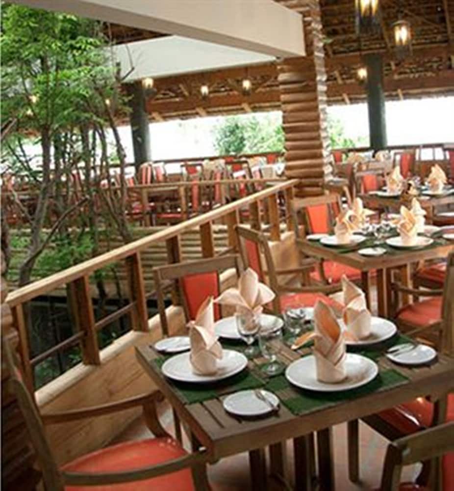 Sunset Park Resort And Spa 55/75