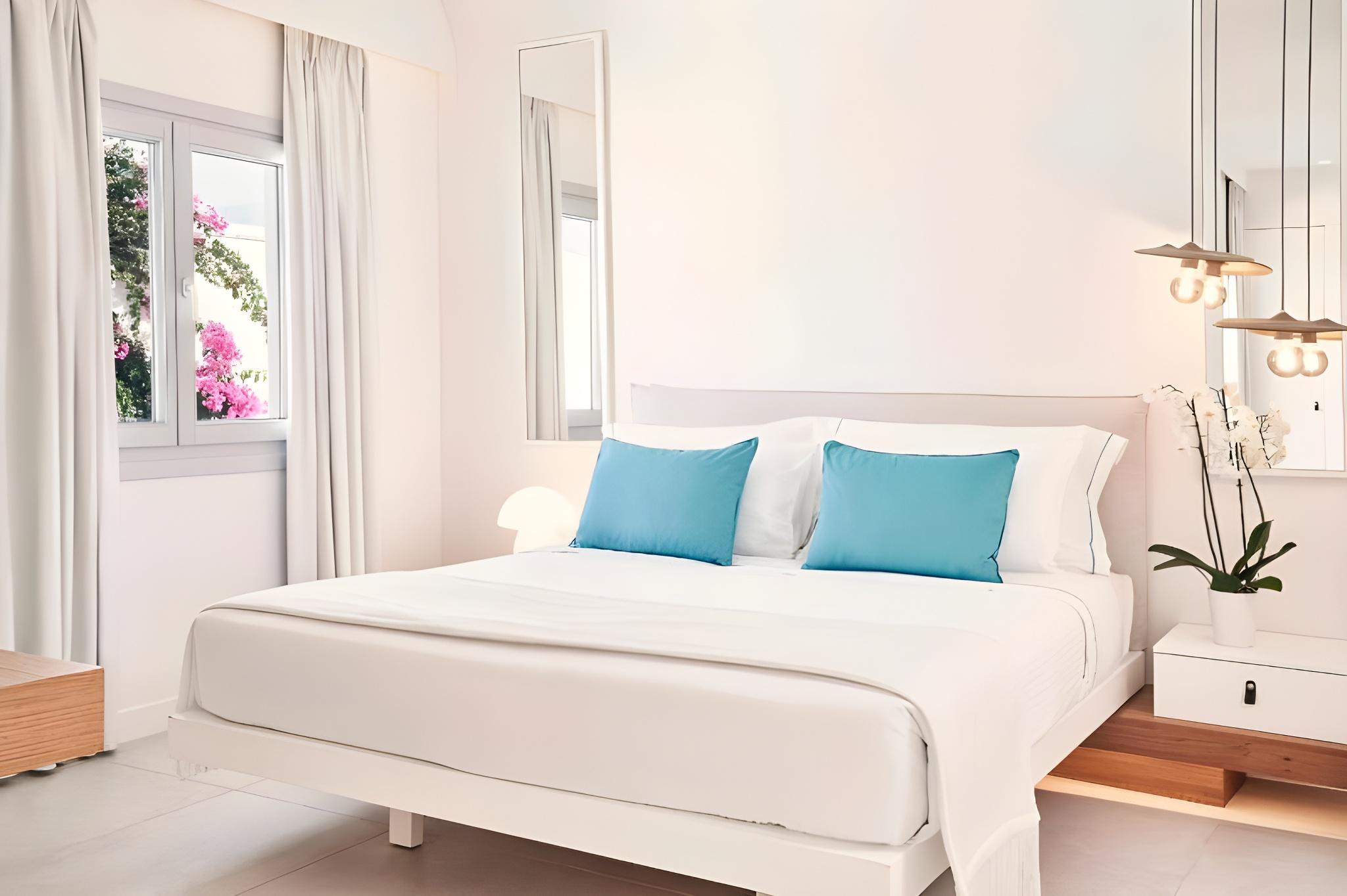 SIGNATURE, DOUBLE BED, SEA VIEW