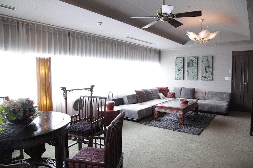 Kakegawa Grand Hotel 40/60