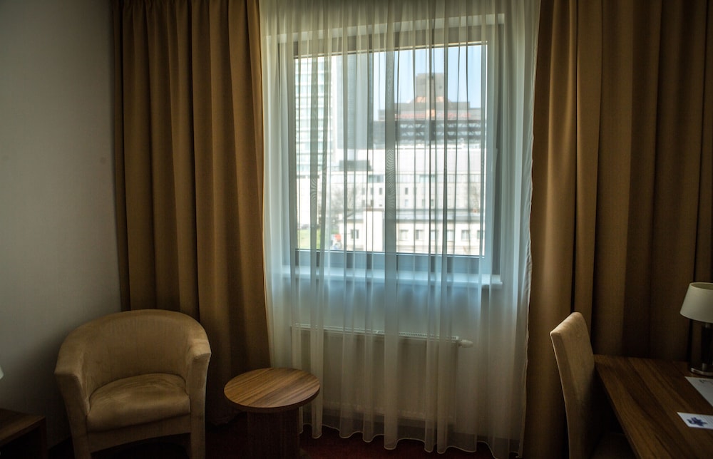Hotel Saffron 36/64