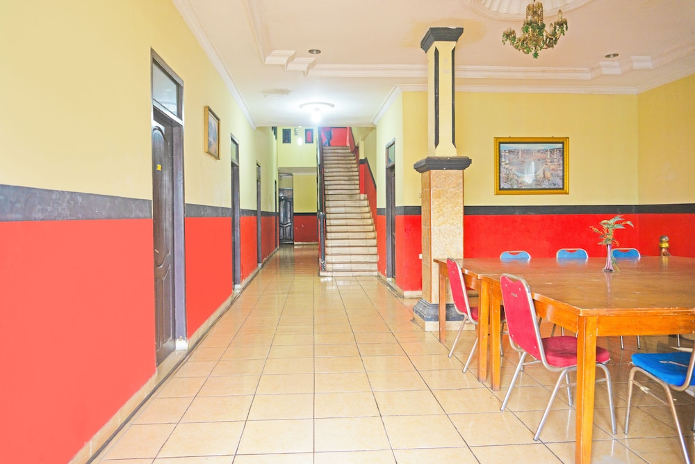Hotel O Bandar Lampung Near Teropong Kota Bukit Cindy Formerly Divka Residence 33/36