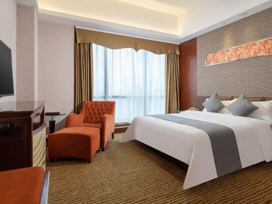 Comfortable, King Bed, Queen Bed