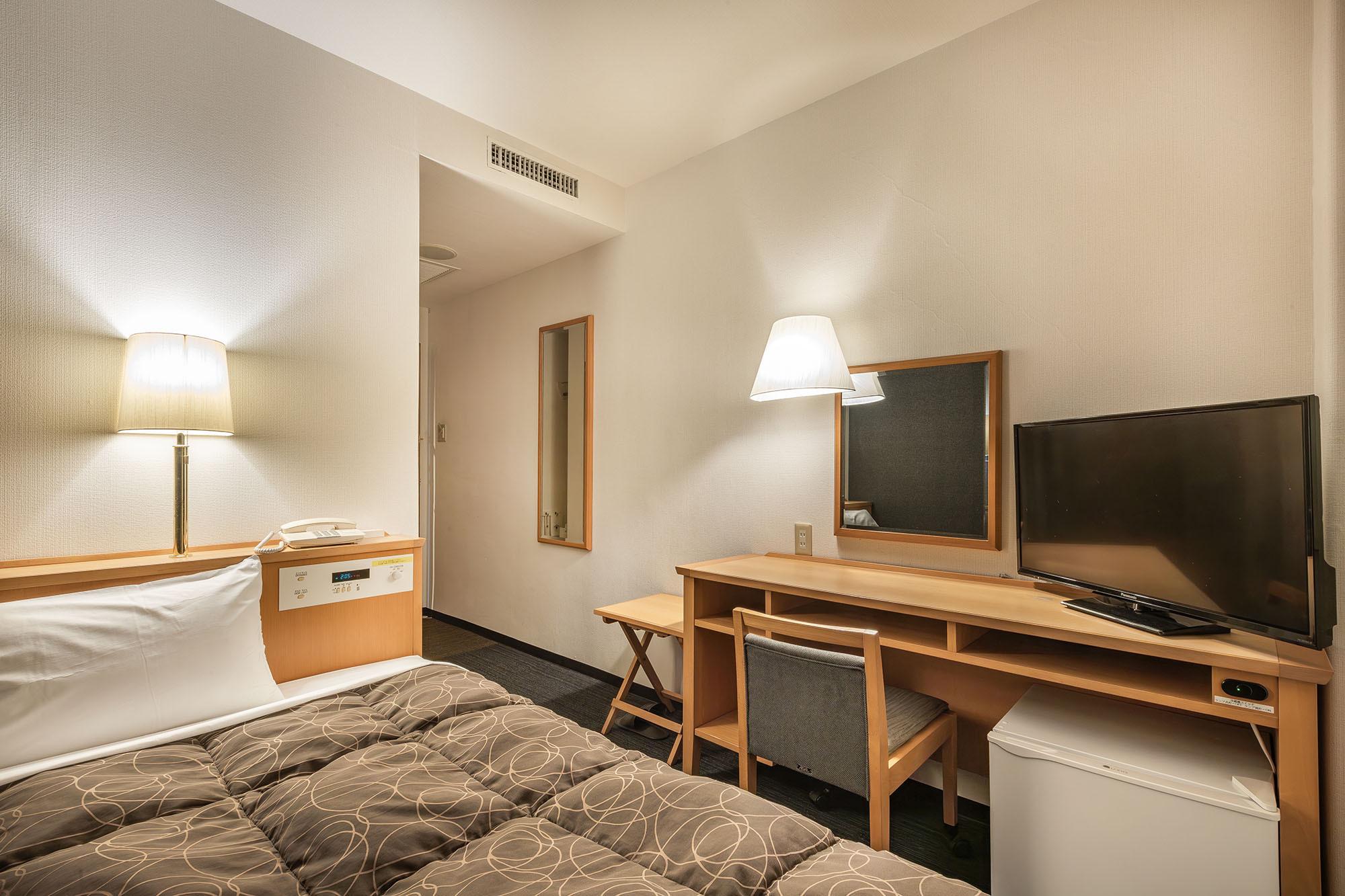 Room, Single
