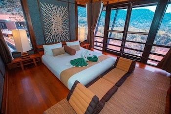 Alama Sea Village Resort 36/70