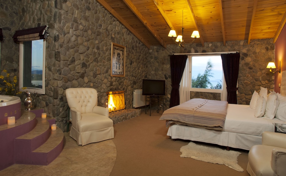 Blanca Patagonia Boutique Inn and Cabins 42/66