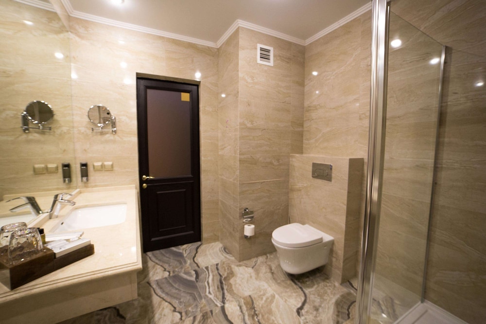 BEST WESTERN PLUS ASTANA 5/33