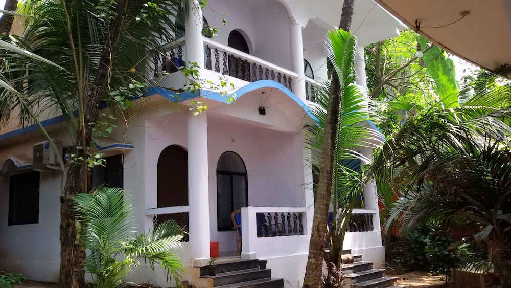 Swati Hotel 7/72