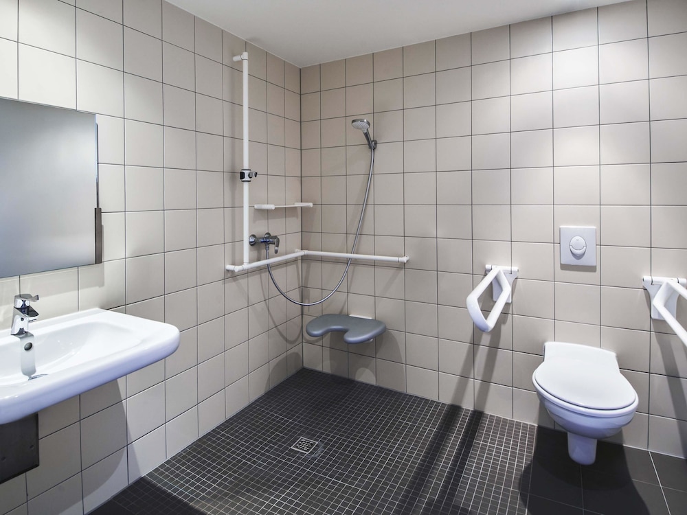 B B Hotel Frankfurt Airport 47/48