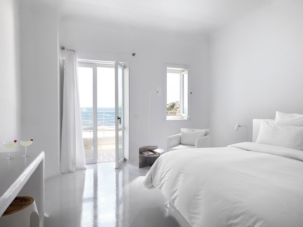Bungalow, King Bed, Water Front