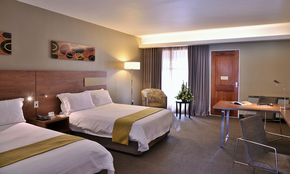 Birchwood Hotel Or Tambo Conference Centre 12/50