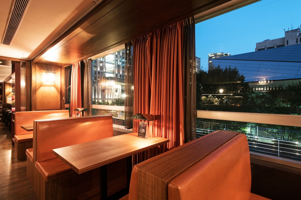 Home Hotel Xin Yi Branch 47/65