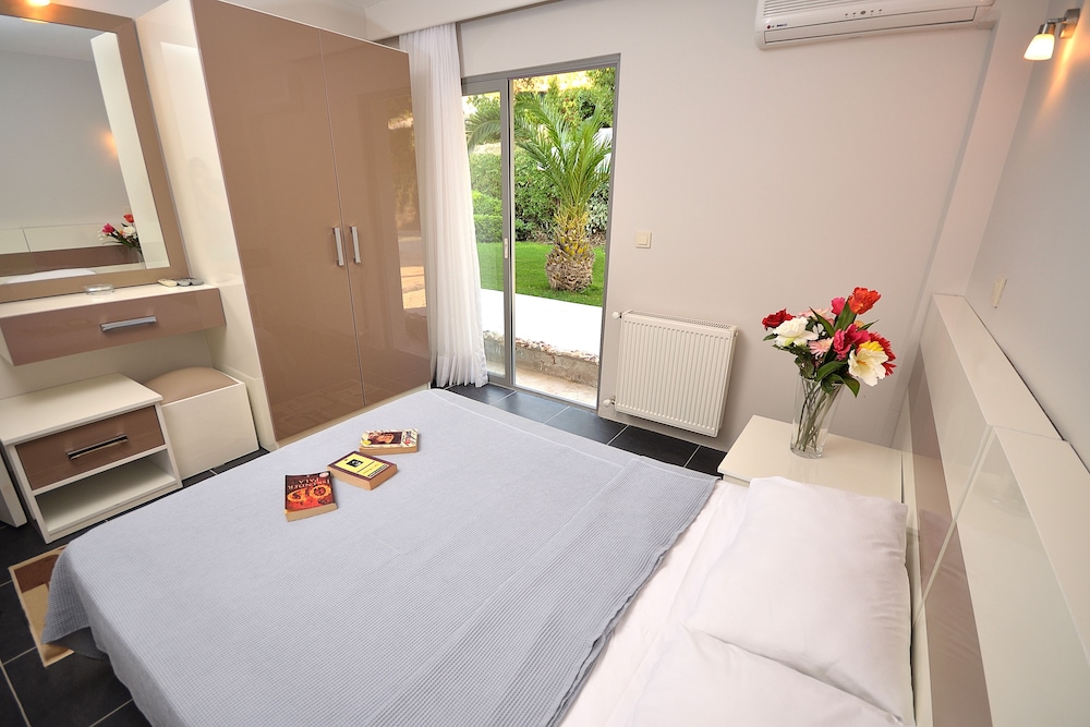 Calis Hotel 20/48