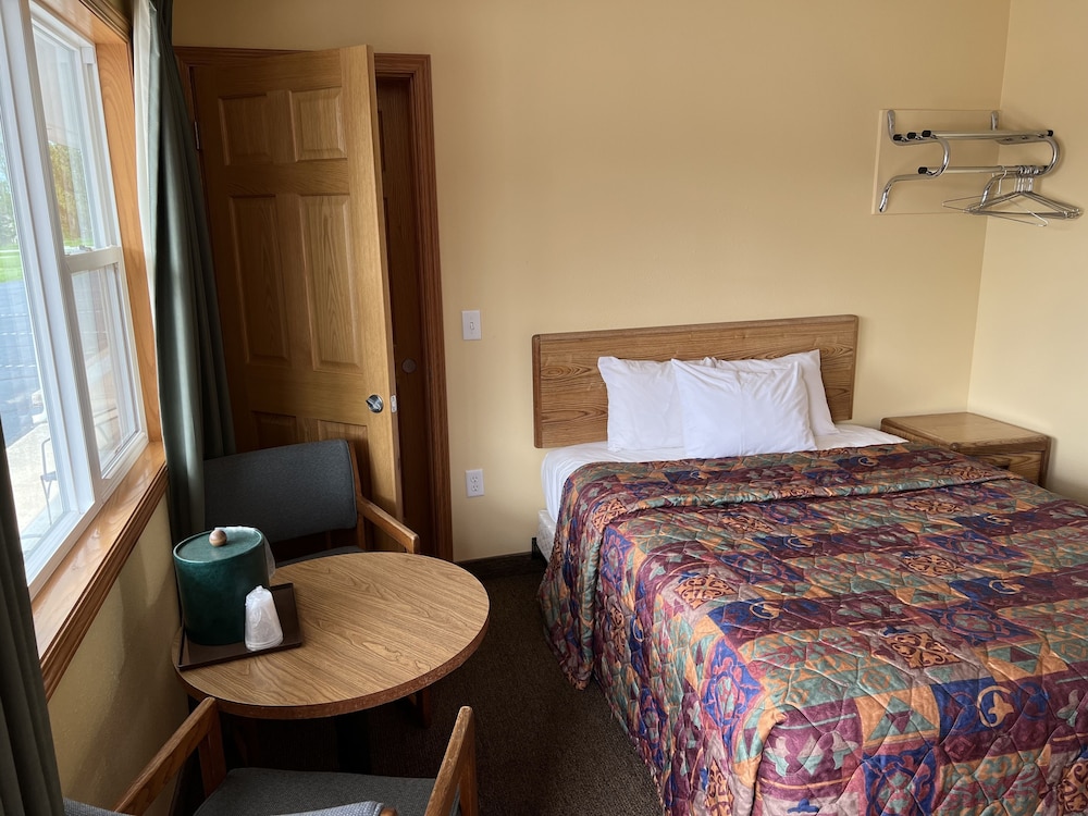 All Star Value Inn 15/74