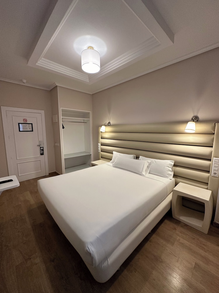 Hotel Pilar Plaza Zaragoza 25/66
