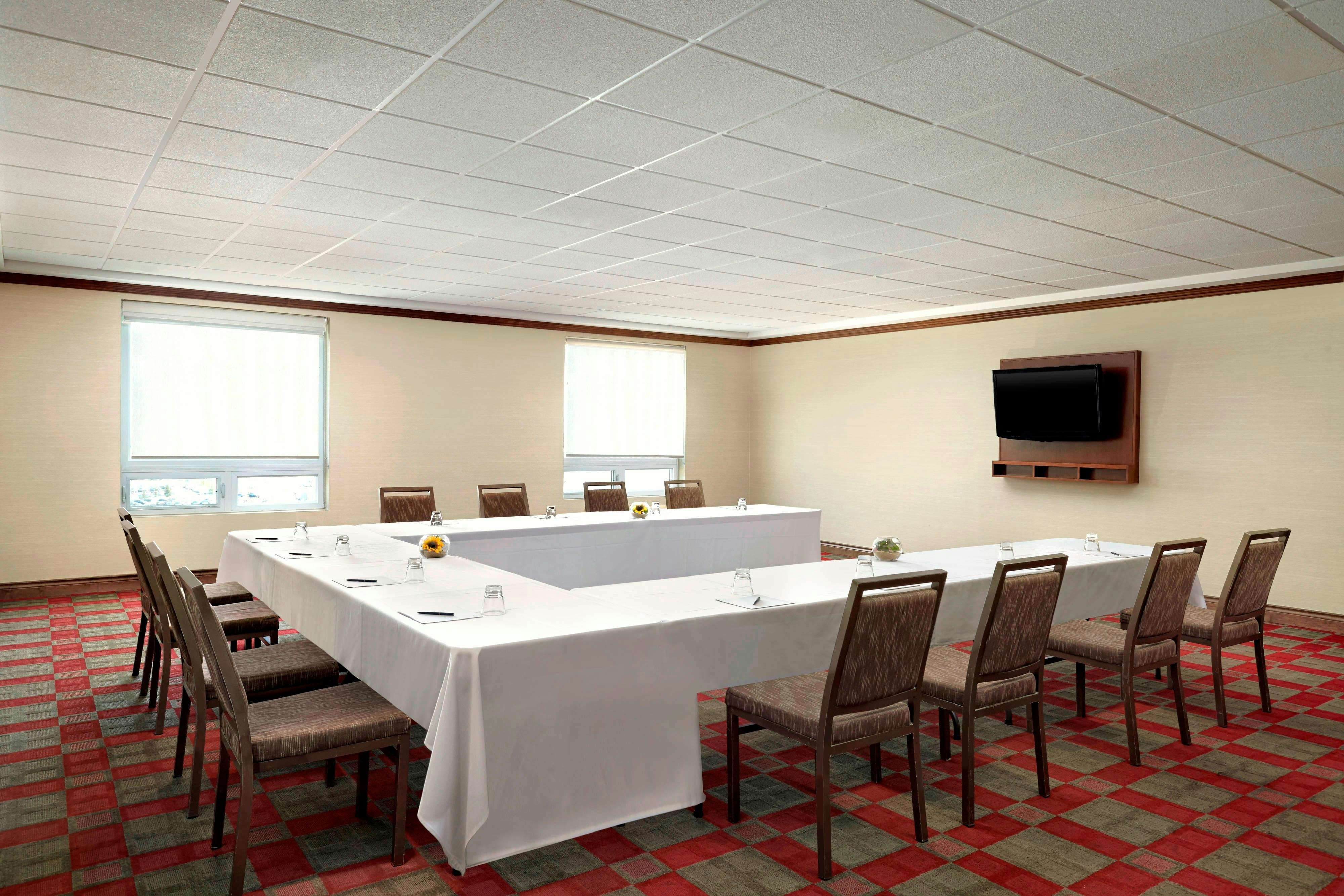 Four Points by Sheraton Calgary Airport 21/25
