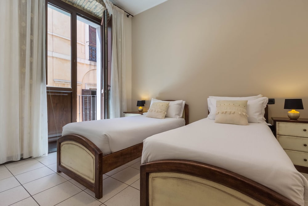 Arcobaleno Rooms 10/61