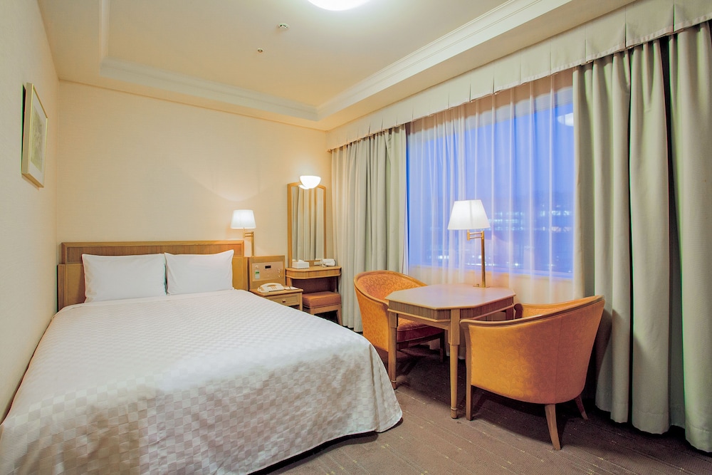 Keio Plaza Hotel Tama 6/26