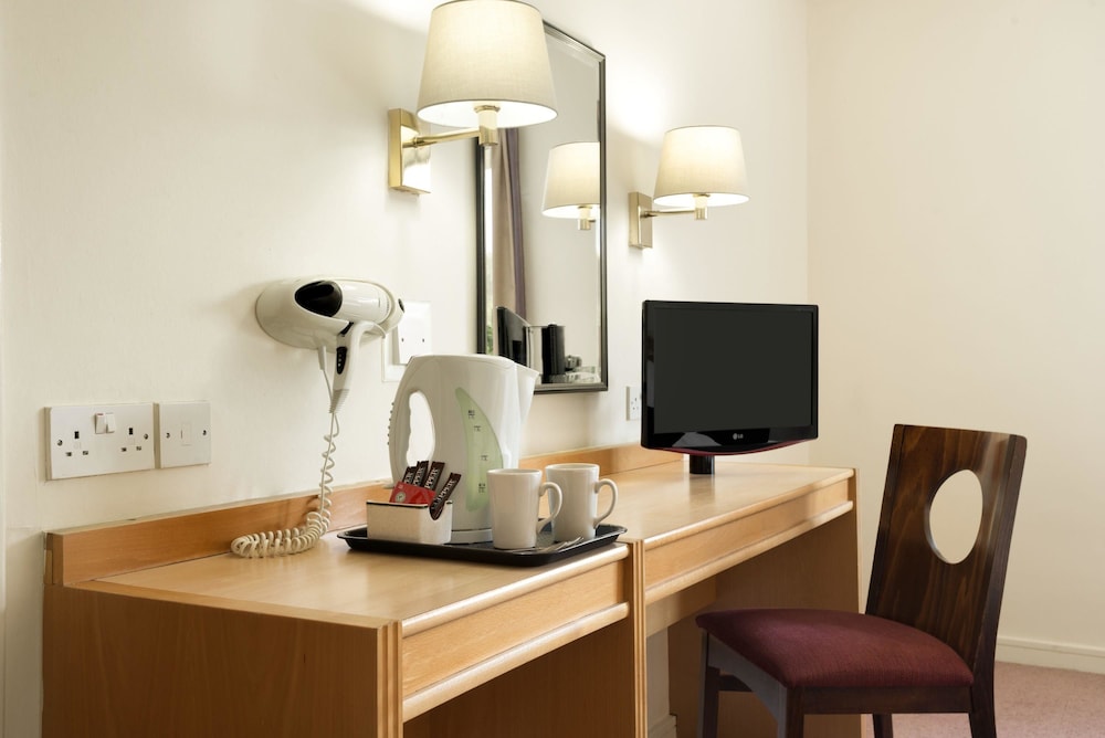 Super 8 by Wyndham Durham 38/44
