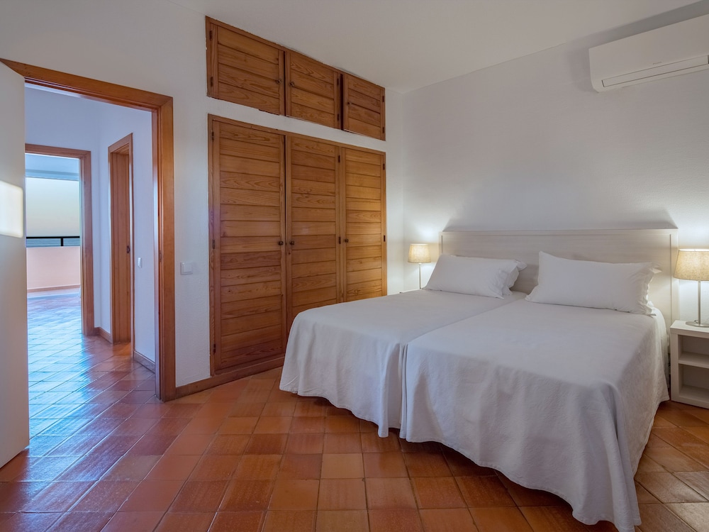 Meia Praia Lagos - Beach Club Apartments 12/54