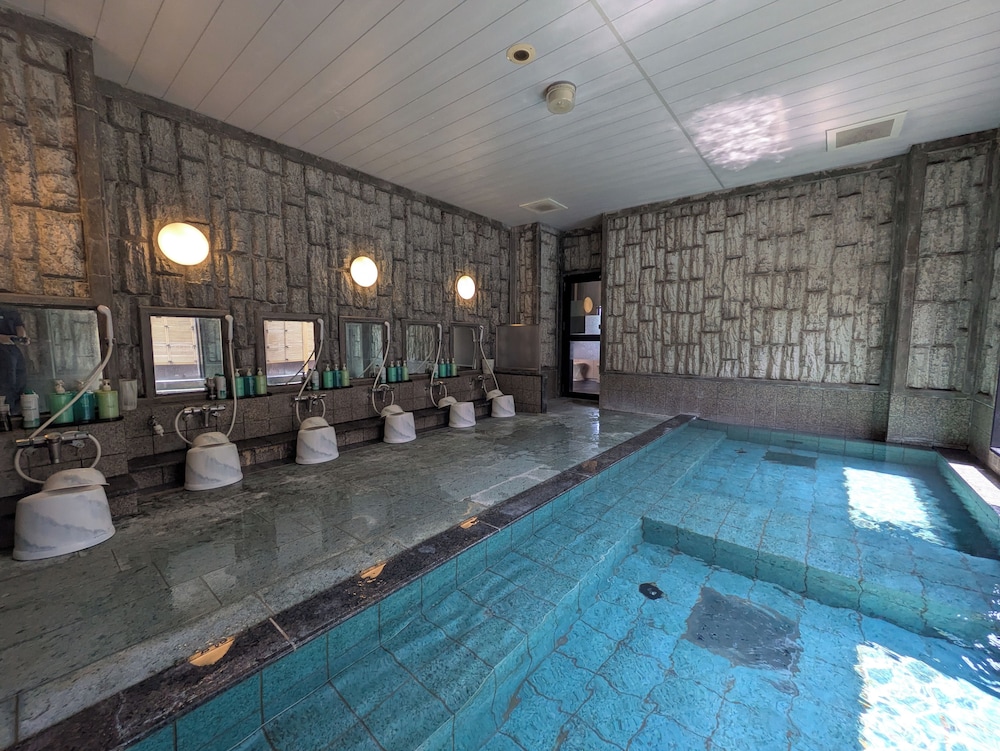 Hotel Route-Inn Nagaizumi Numazu Inter 1 45/67