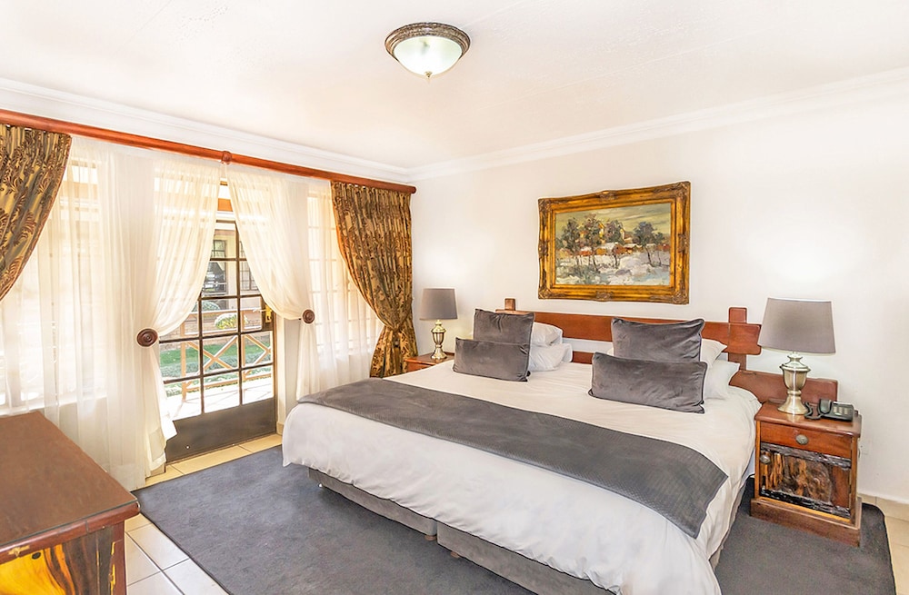 Afrique Boutique Hotel O.R. Tambo 7/50