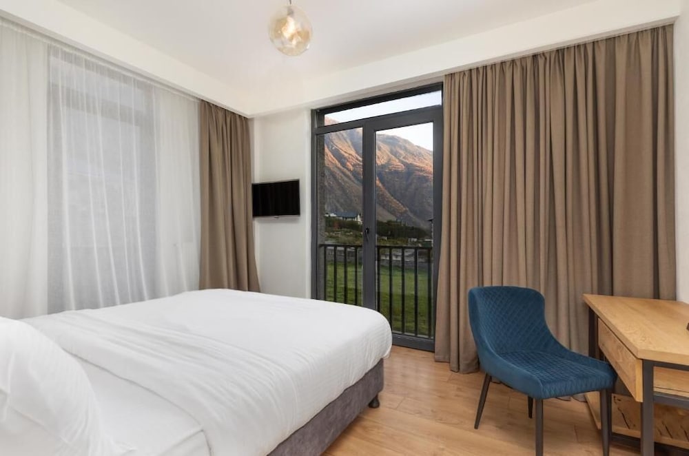 Panorama, Double Bed, Back Side, French Balcony