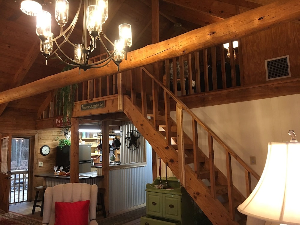 Cora s Cabins 41/50