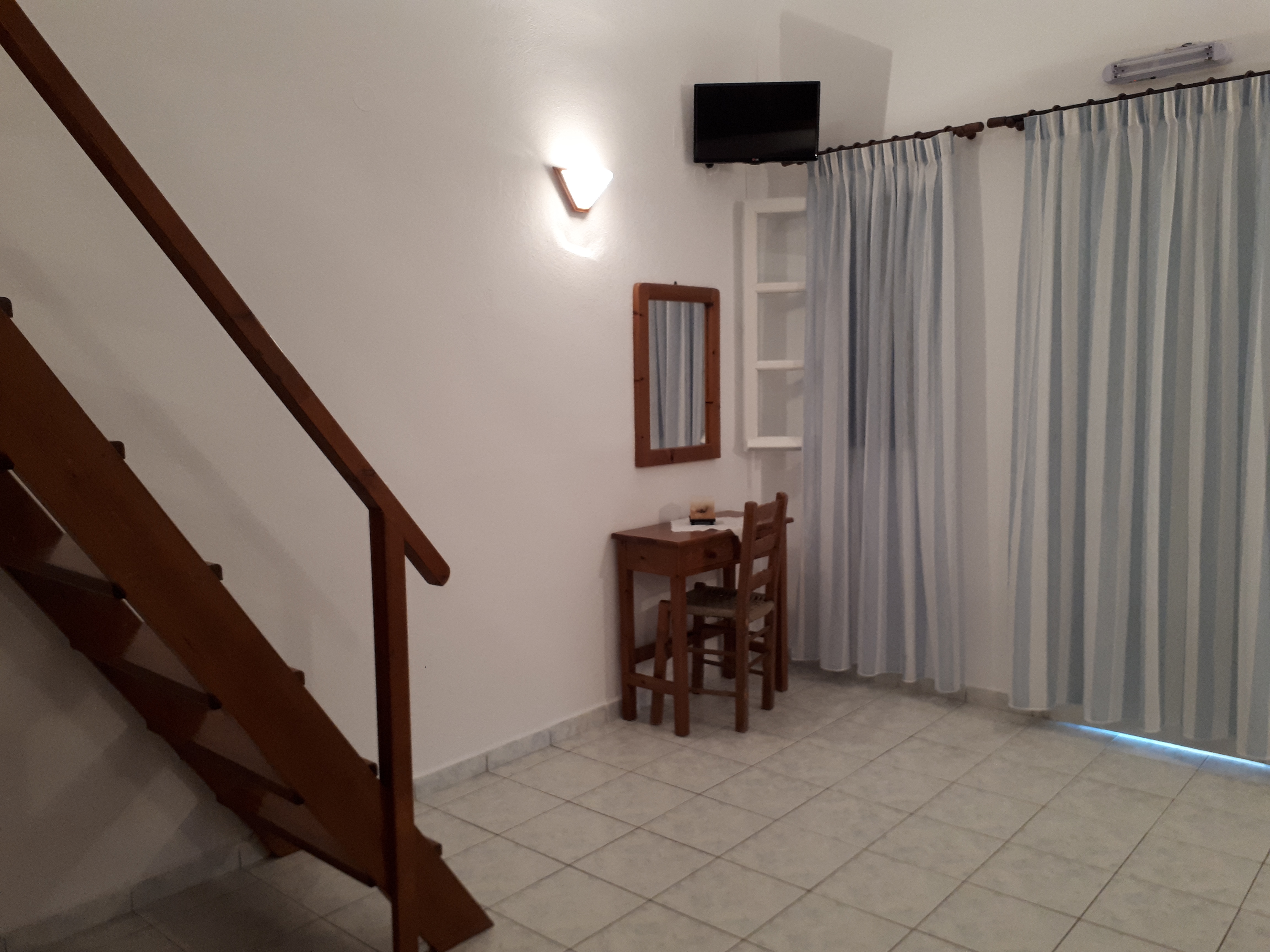 Paradisos Oia 15/36