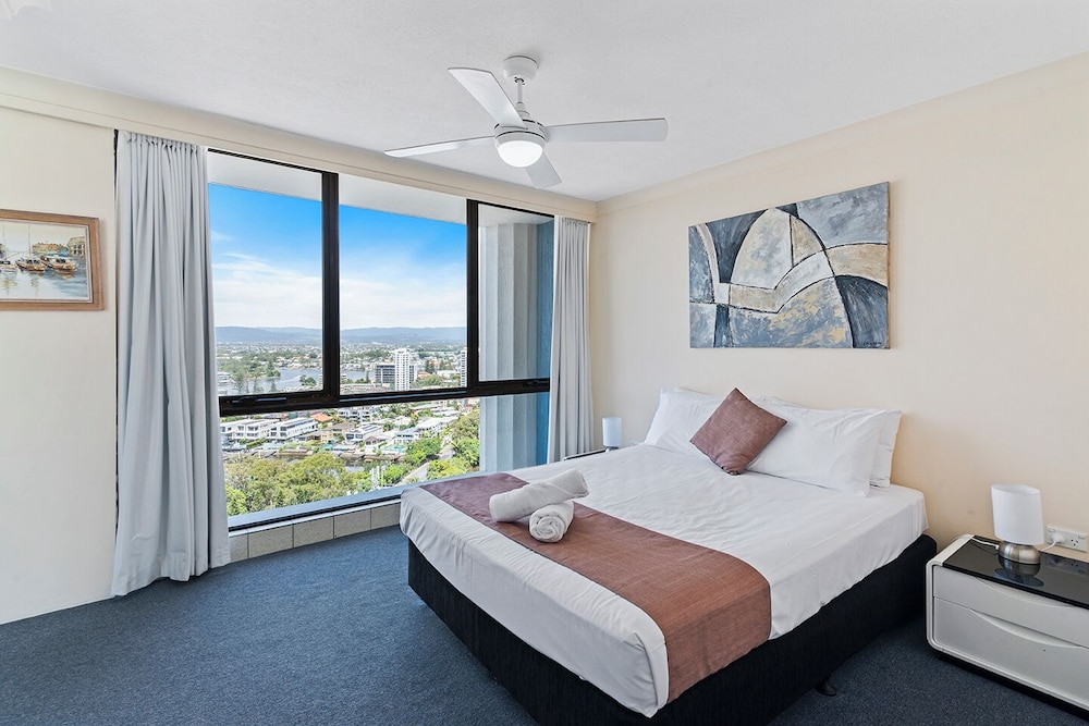 2 BEDROOMS, STANDARD