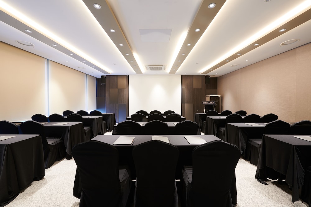 Nine Tree by Parnas Seoul Myeongdong 2 56/65