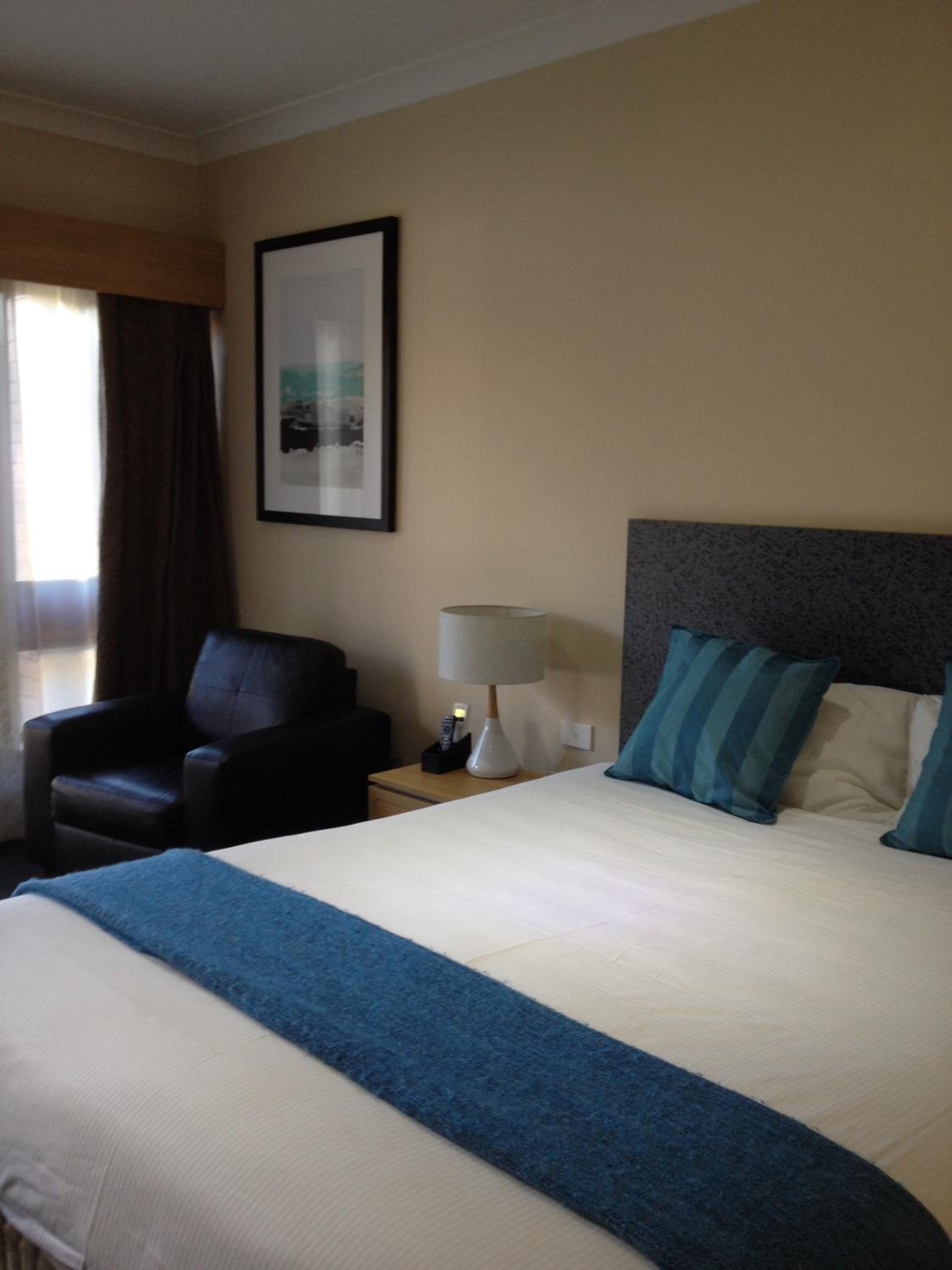 Standard, Double Bed, Comfort Inn and Suites Sombrero Adelaide 6/6