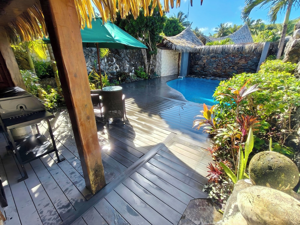 AITUTAKI ESCAPE 24/44