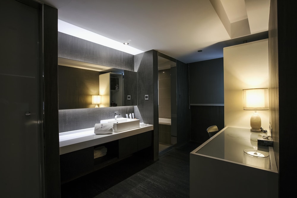 Saual Keh Hotel 43/49