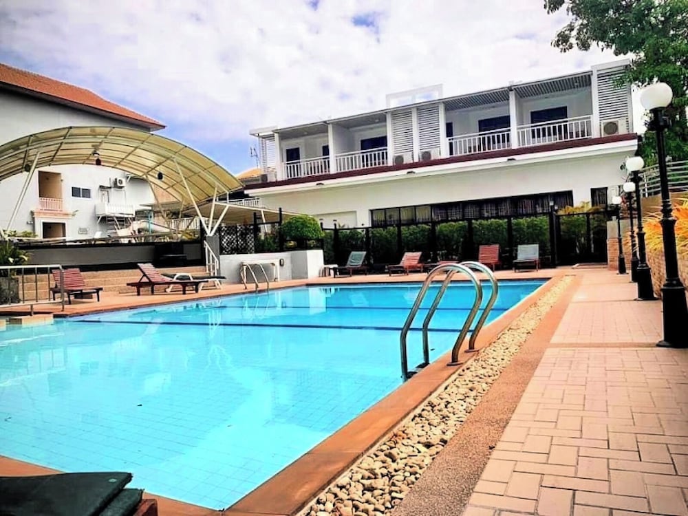 Tanawit Hotel & Spa Hua Hin 51/56