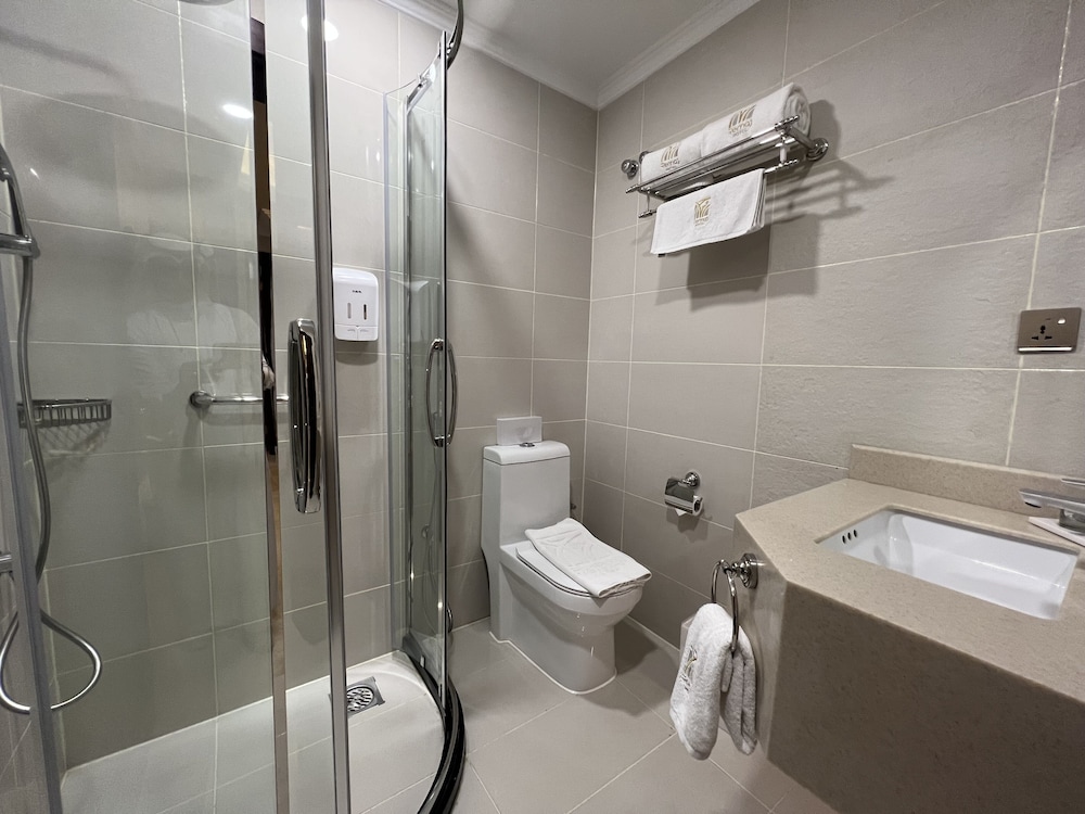 Remaj Hotel 45/51