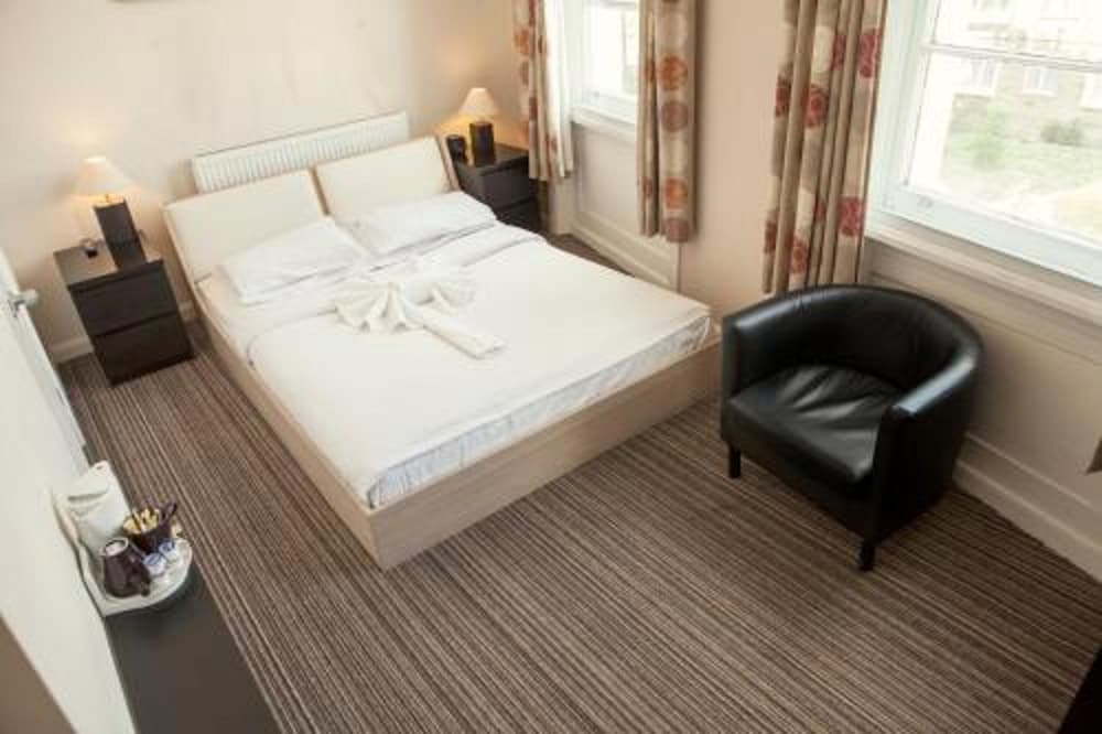 Newmarket Ale House Hotel and Restaurant 44/61