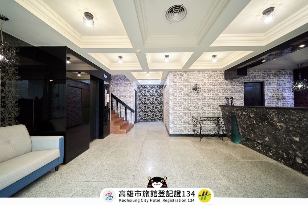 The River Fashion Hotel 11/65