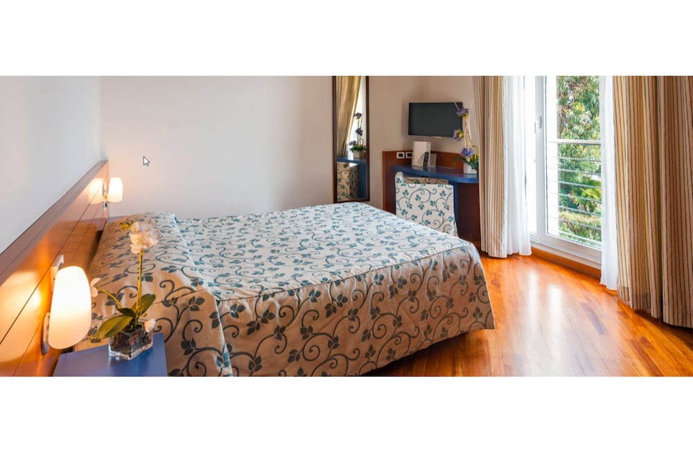 Hotel Le Roi 24/67