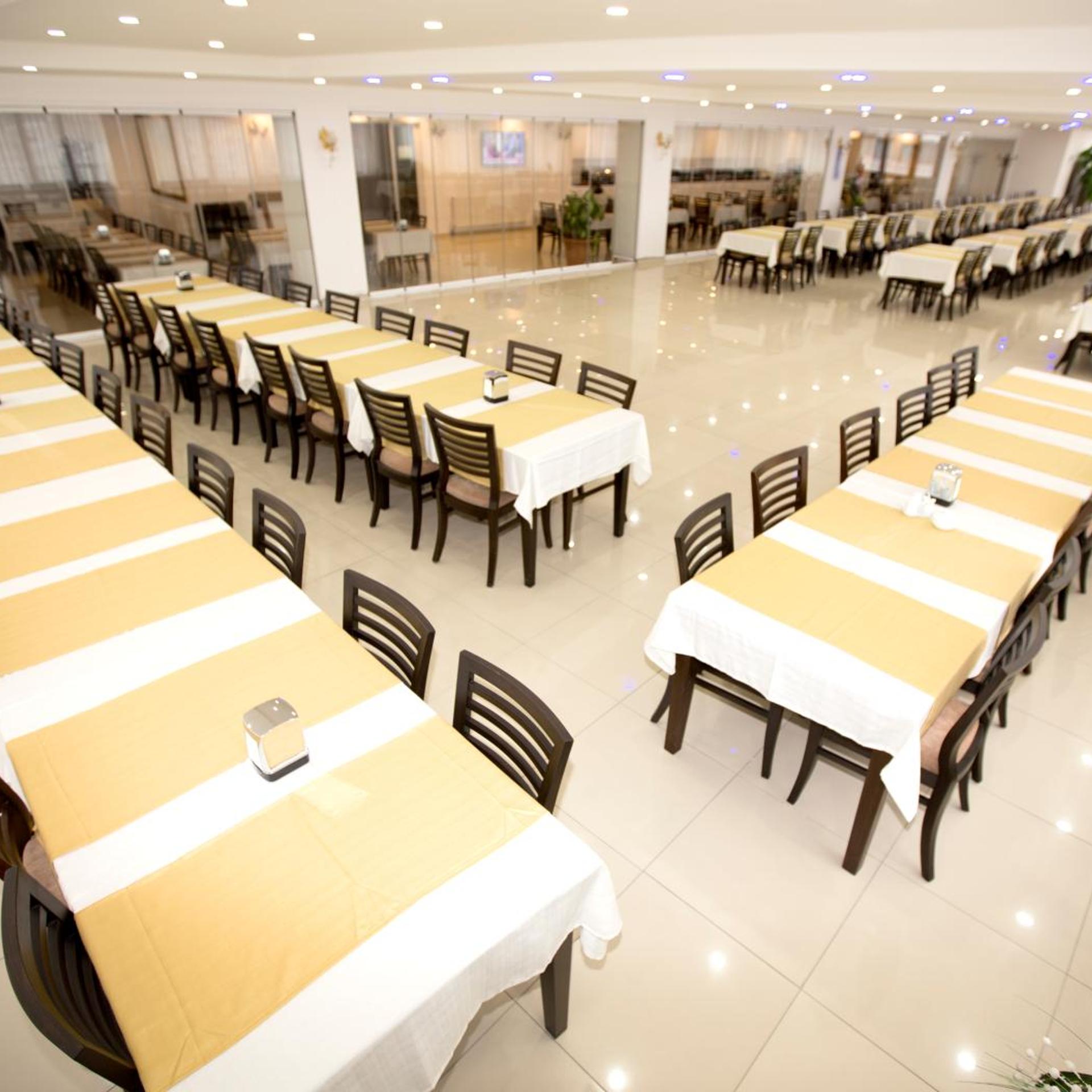 Resmina Otel Van 33/42