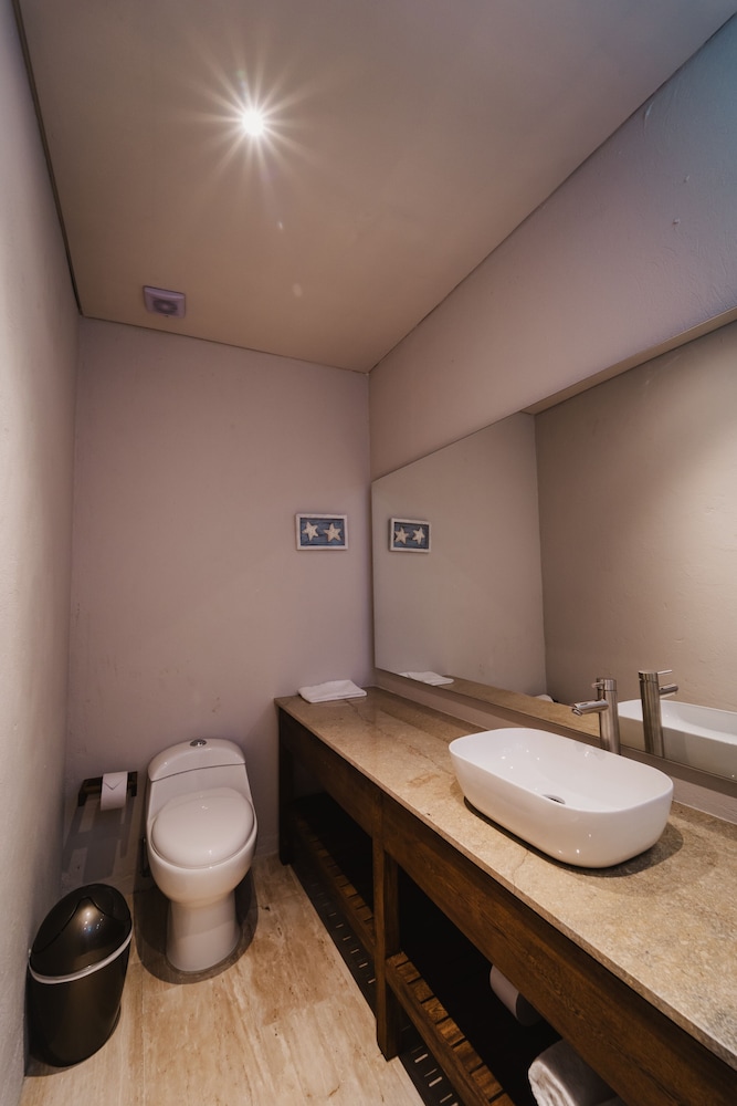 Naio Hotel 47/50