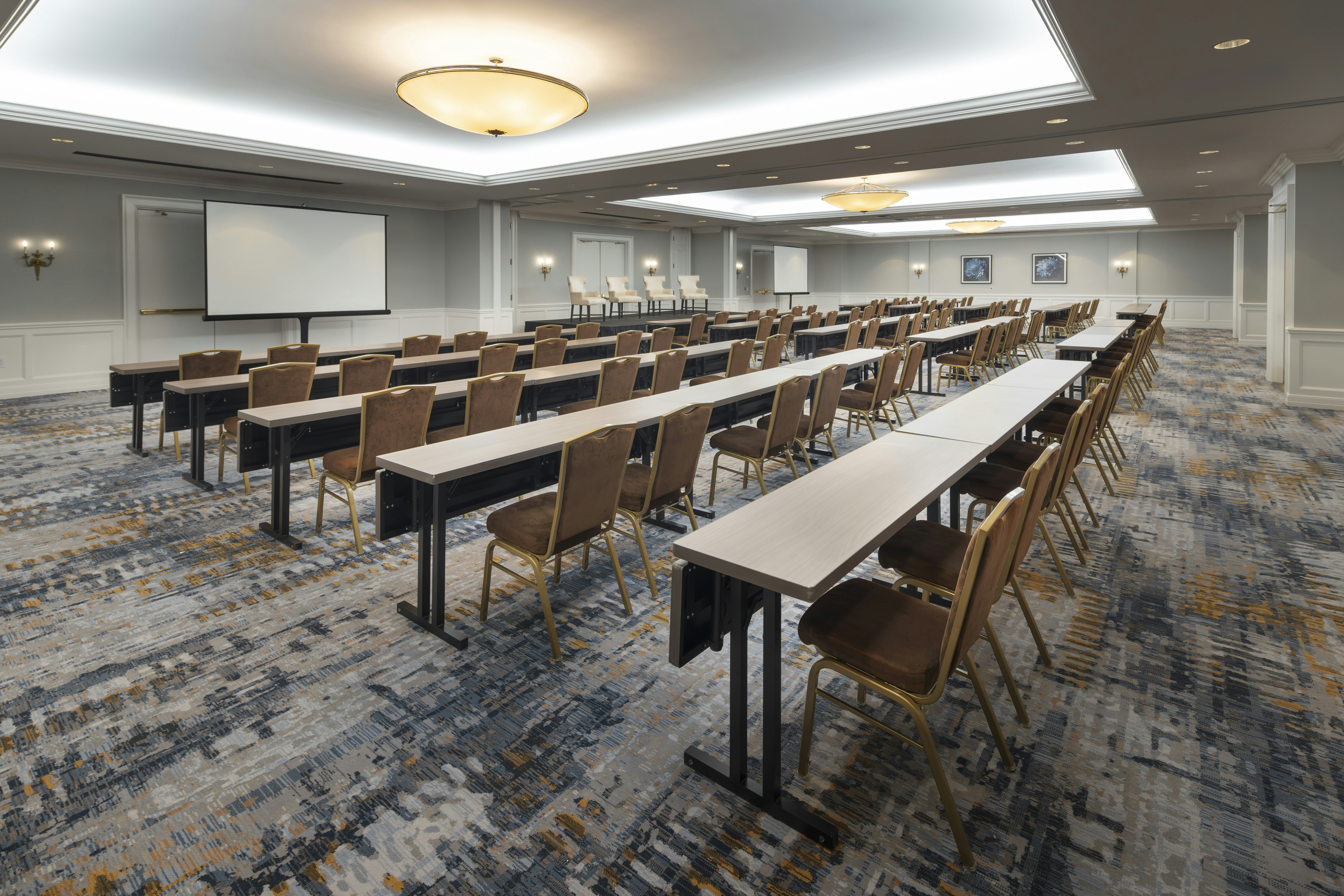 Hilton Milwaukee 74/83