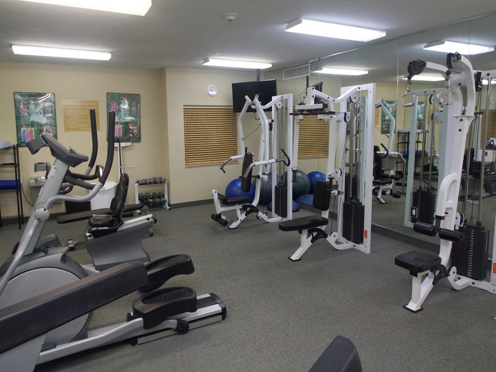 Candlewood Suites West Little Rock 24/62