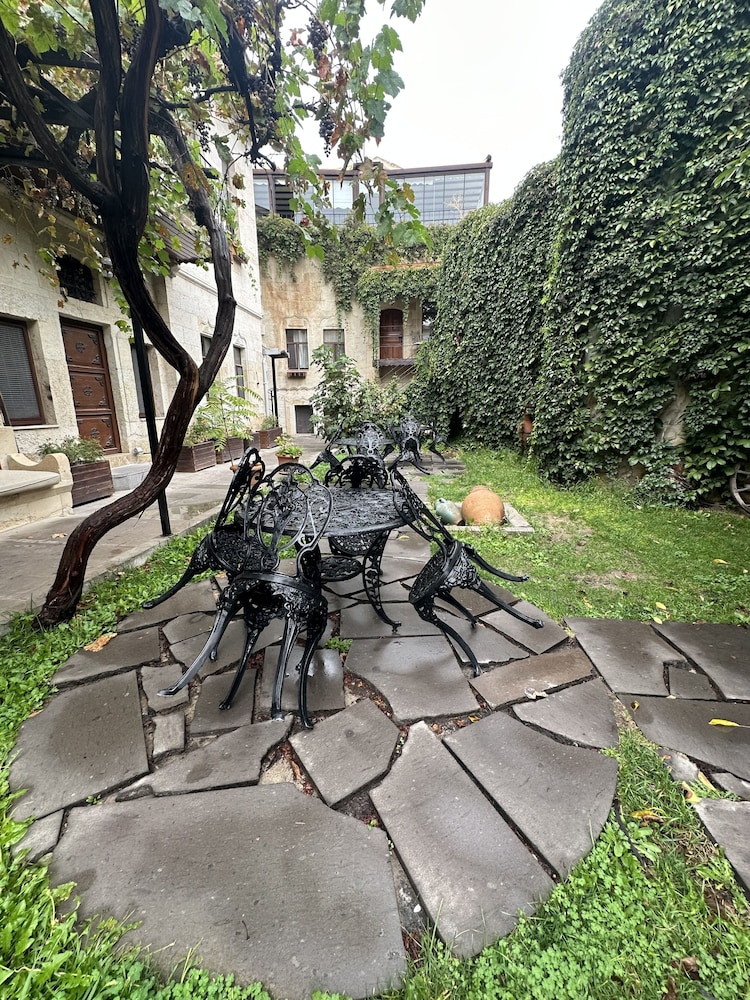 Heaven Cave House 51/64