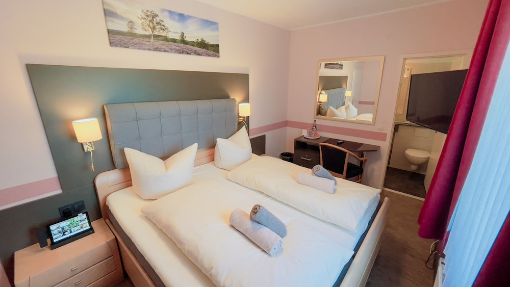 Hotel Schnehagen، فالزروده 7/50