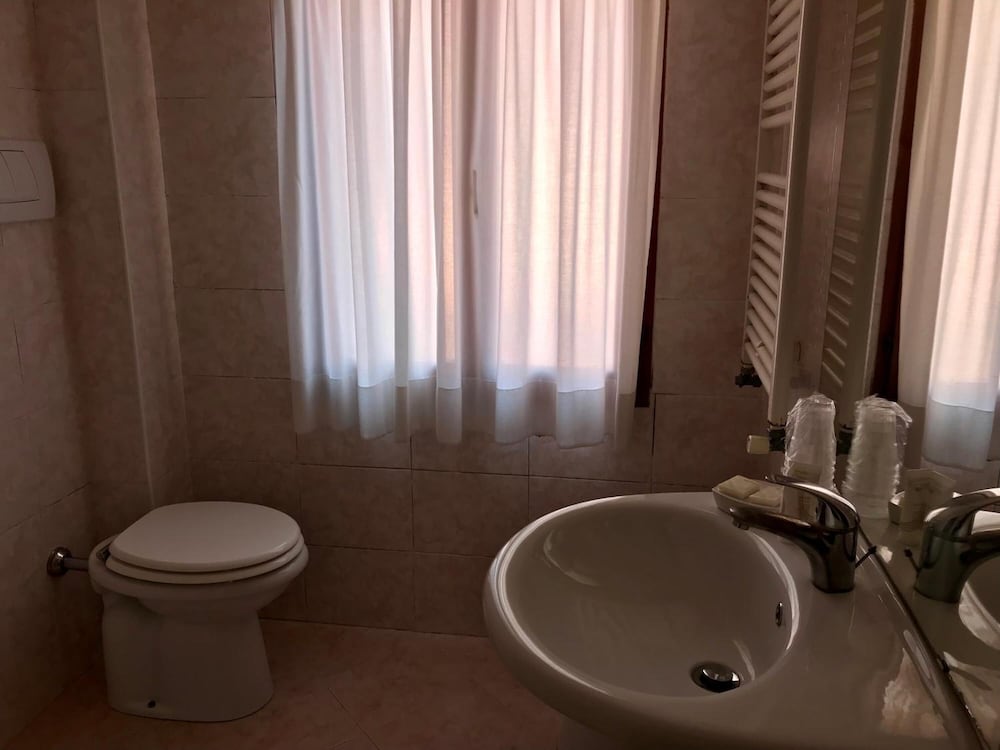 Alla Corte Rossa 37/60