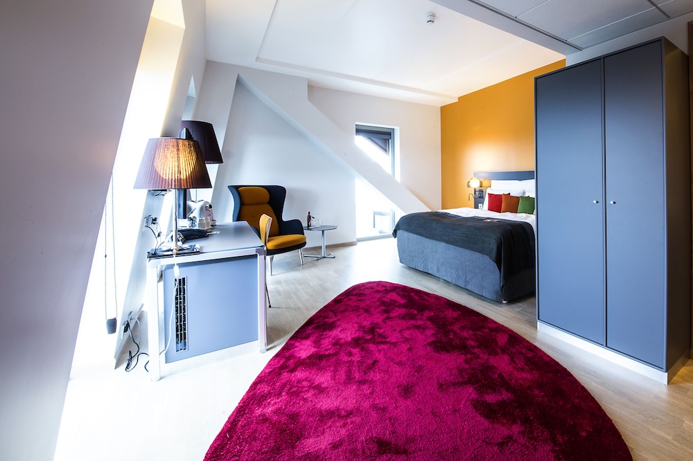 Clarion Hotel Energy 14/36