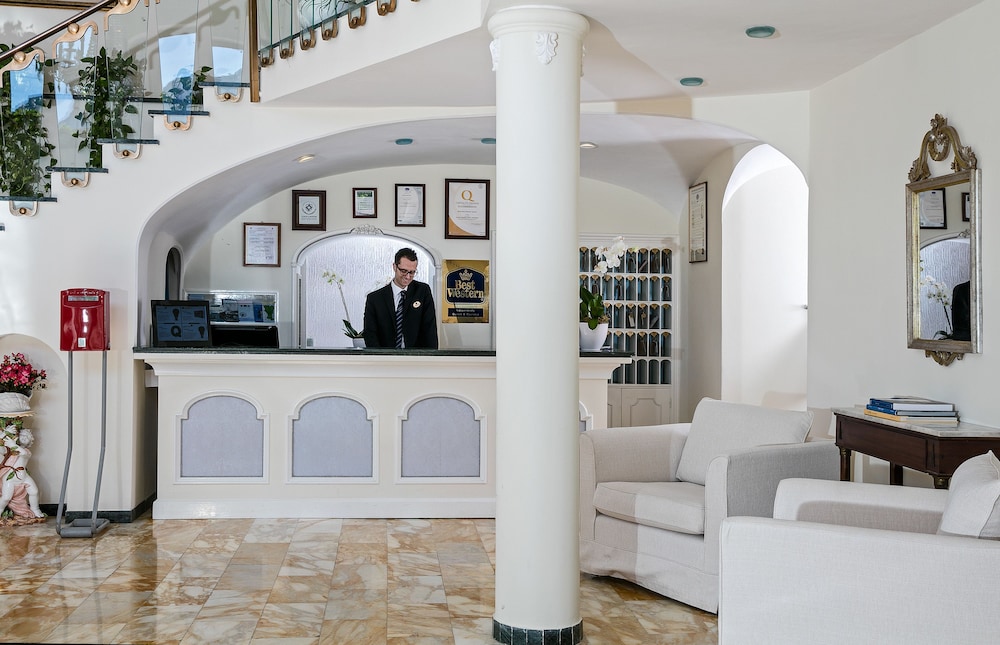 Hotel Syrene Capri 10/69